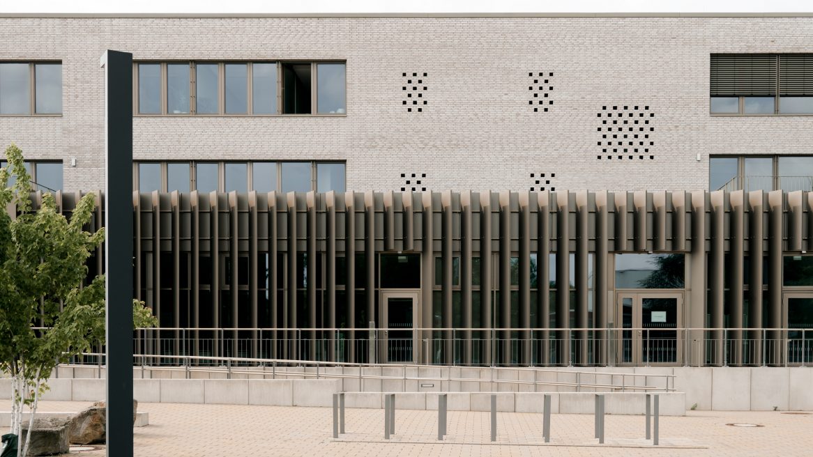 Schul-und Stadtteilbibliothek Gustav-Heinemann Gesamtschule