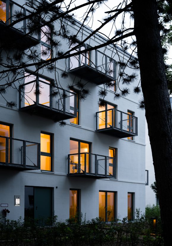 Innenaufnahme einer Wohnung im Moduler Wohnungsbau aus Holz in Berlin.