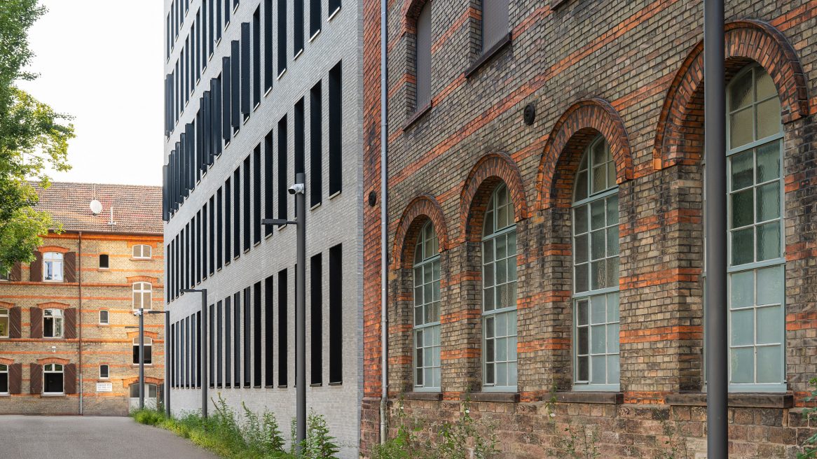Bestand und Neubau des Polizeipräsidums karlsruhe